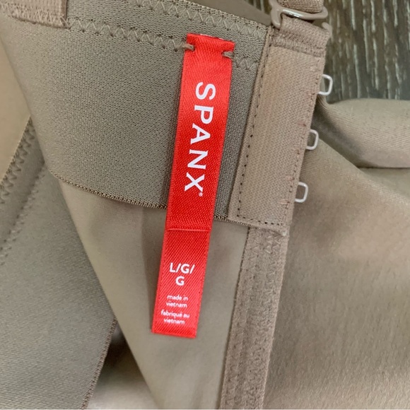 Spanx womens brown Plunge Low-Back Mid-Thigh Bodysuit L - Picture 9 of 11